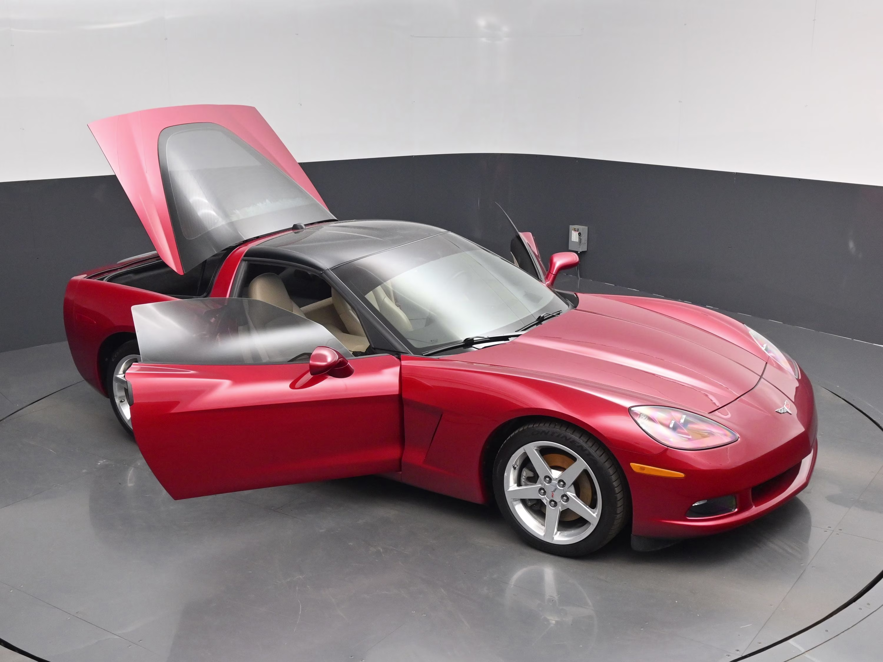 2005 Magnetic Red Metallic Chevrolet Corvette Base RWD Coupe