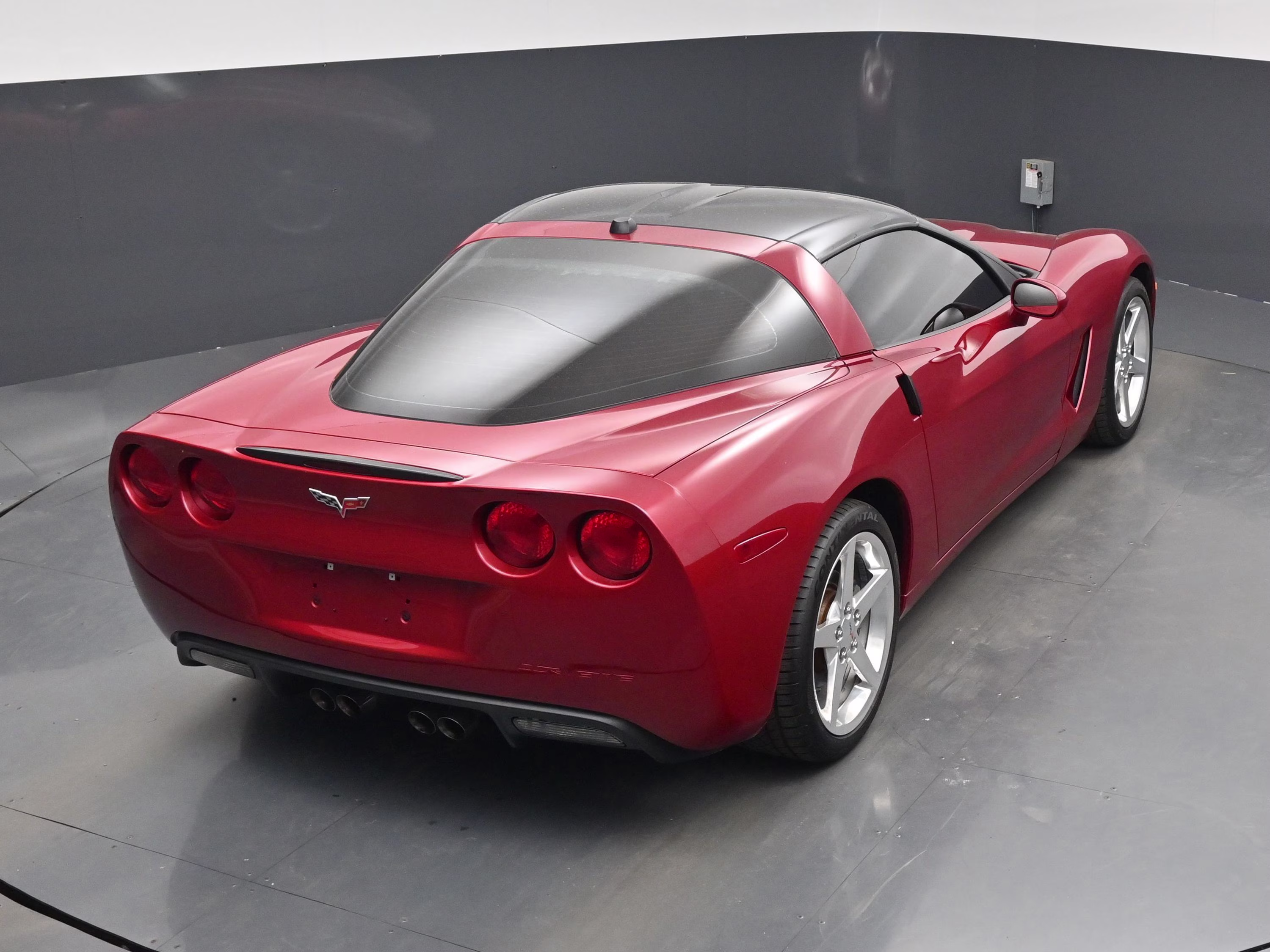 2005 Magnetic Red Metallic Chevrolet Corvette Base RWD Coupe
