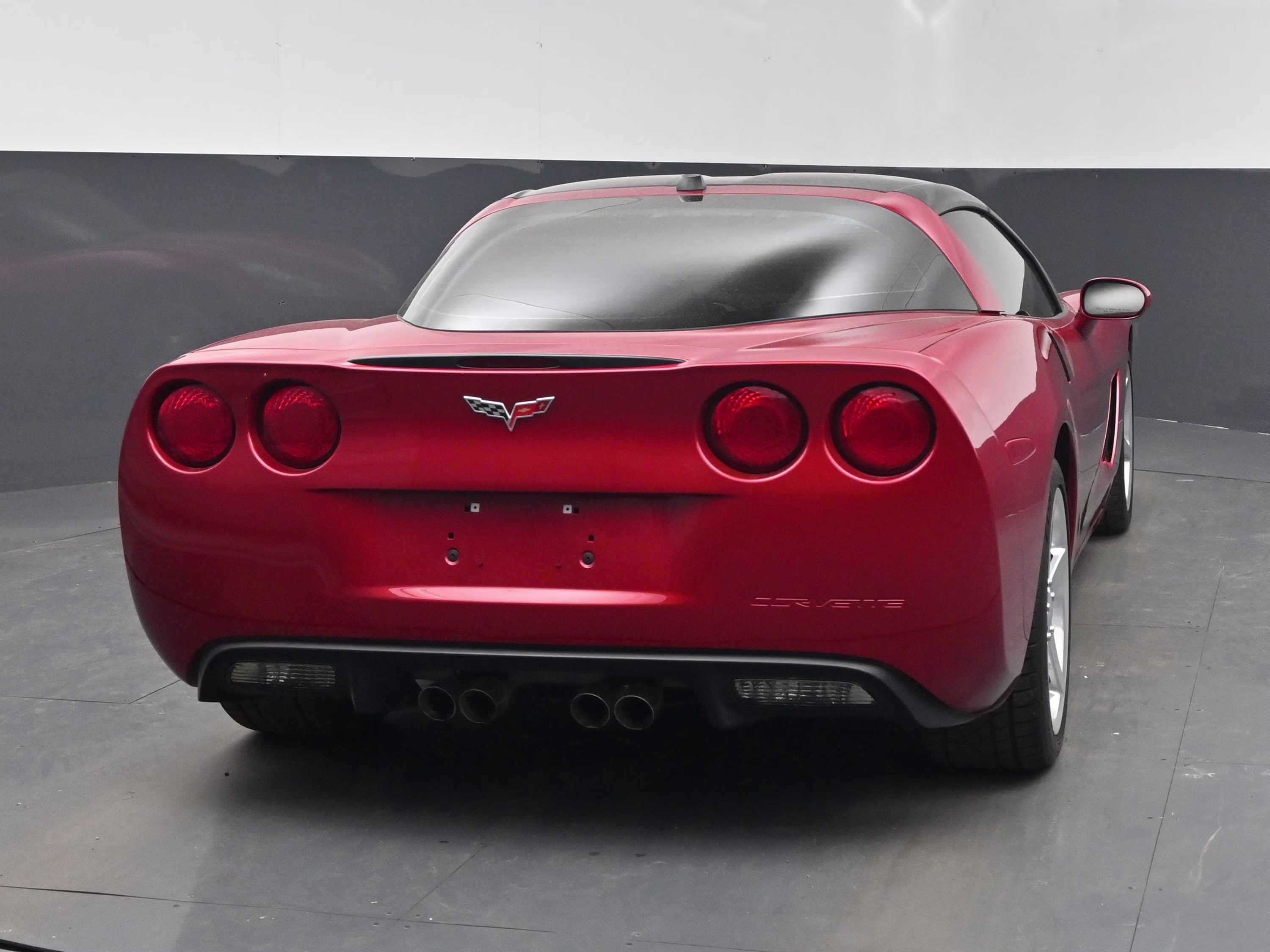 2005 Magnetic Red Metallic Chevrolet Corvette Base RWD Coupe
