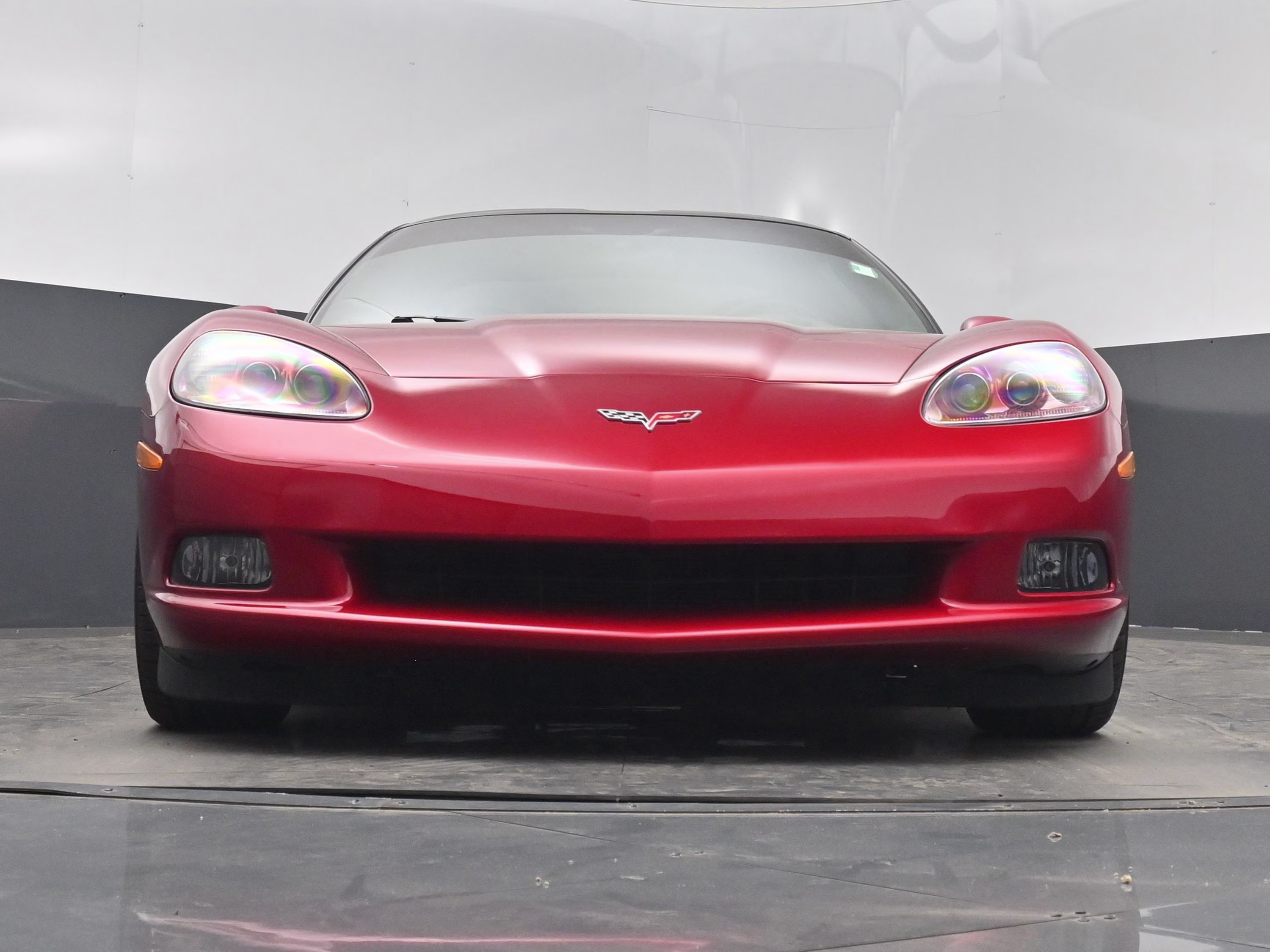 2005 Magnetic Red Metallic Chevrolet Corvette Base RWD Coupe