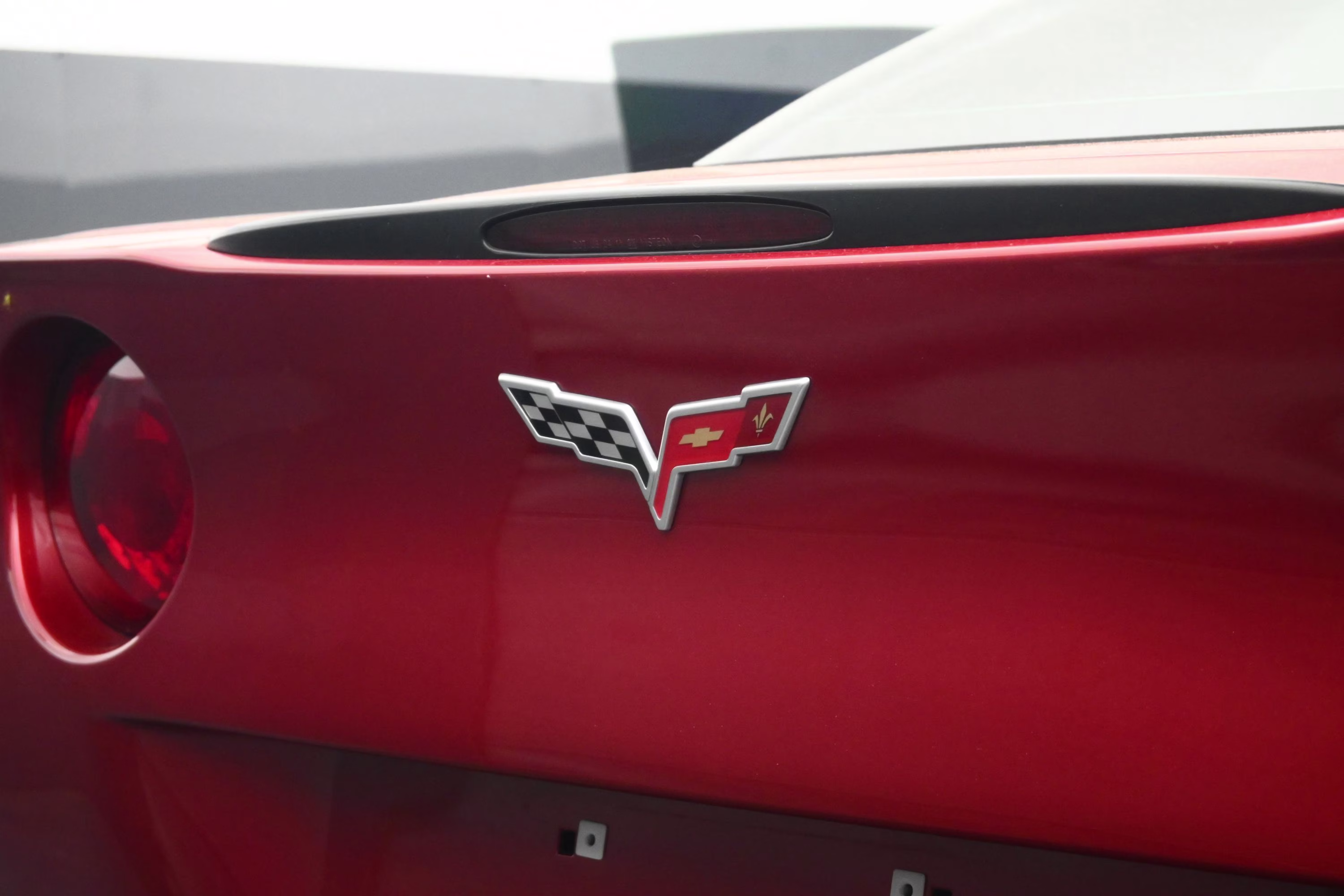 2005 Magnetic Red Metallic Chevrolet Corvette Base RWD Coupe