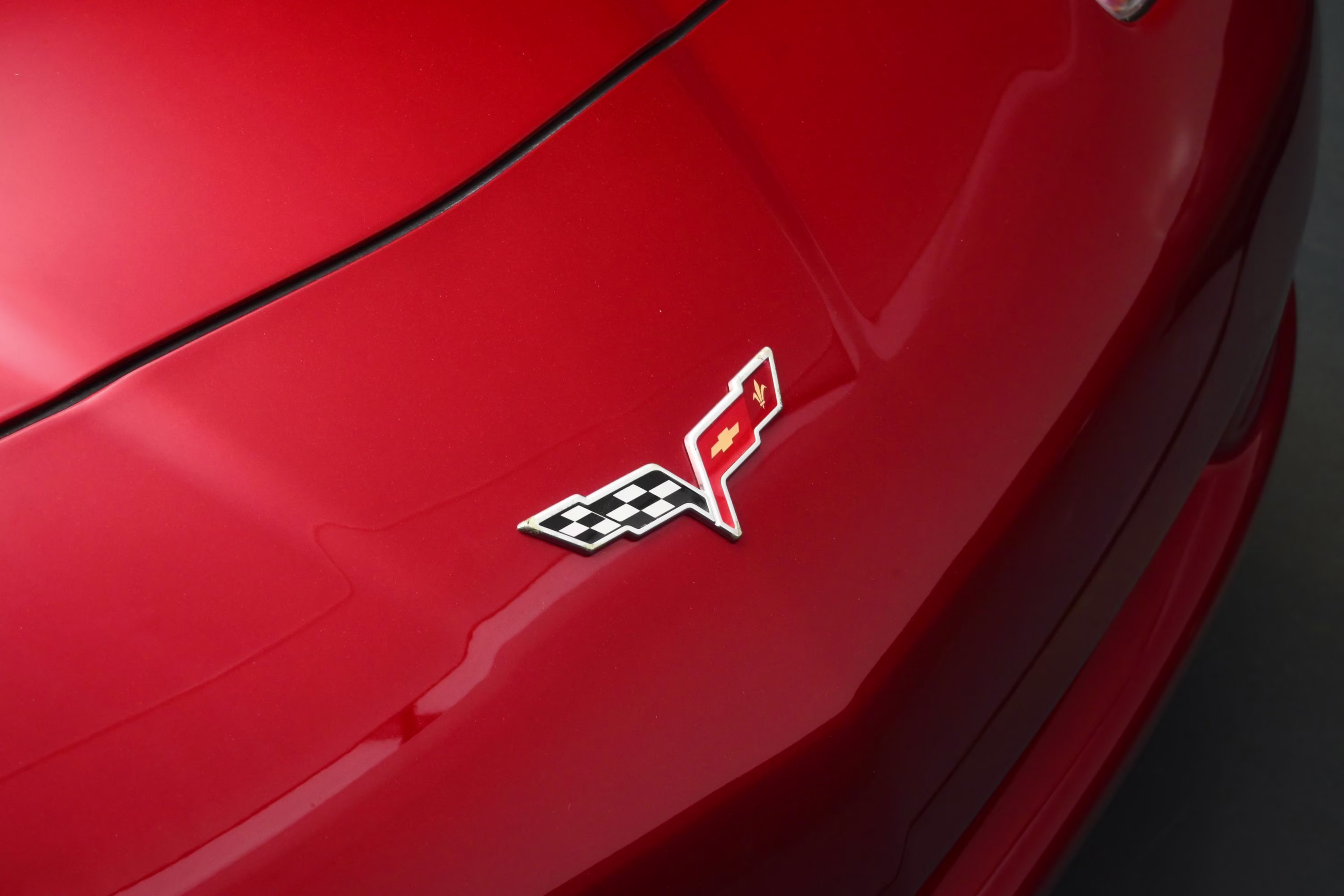 2005 Magnetic Red Metallic Chevrolet Corvette Base RWD Coupe