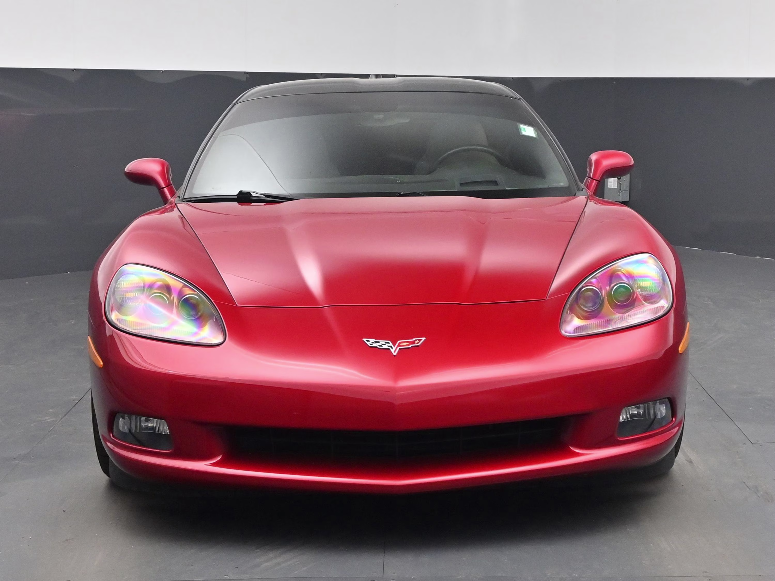 2005 Magnetic Red Metallic Chevrolet Corvette Base RWD Coupe