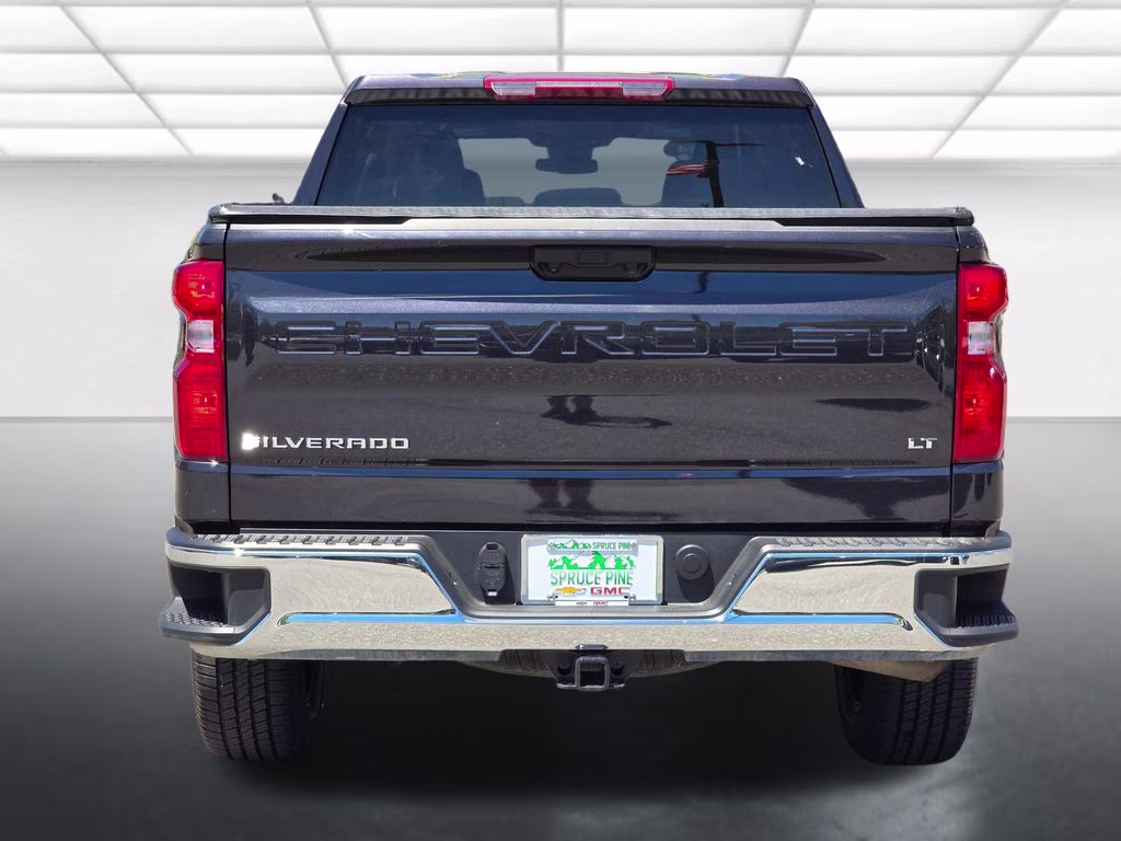 2024 Dark Ash Metallic Chevrolet Silverado 1500 LT 4X4 Truck