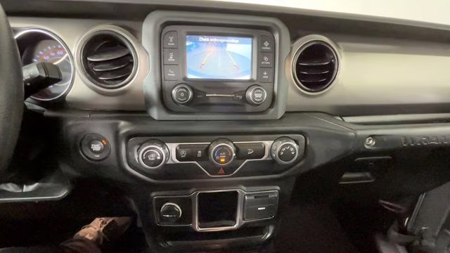 2019 Granite Crystal Metallic Clearcoat Jeep Wrangler Sport 4X4 SUV