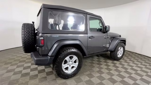 2019 Granite Crystal Metallic Clearcoat Jeep Wrangler Sport 4X4 SUV