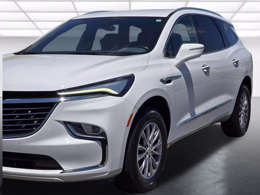 2023 Summit White Buick Enclave Essence FWD SUV
