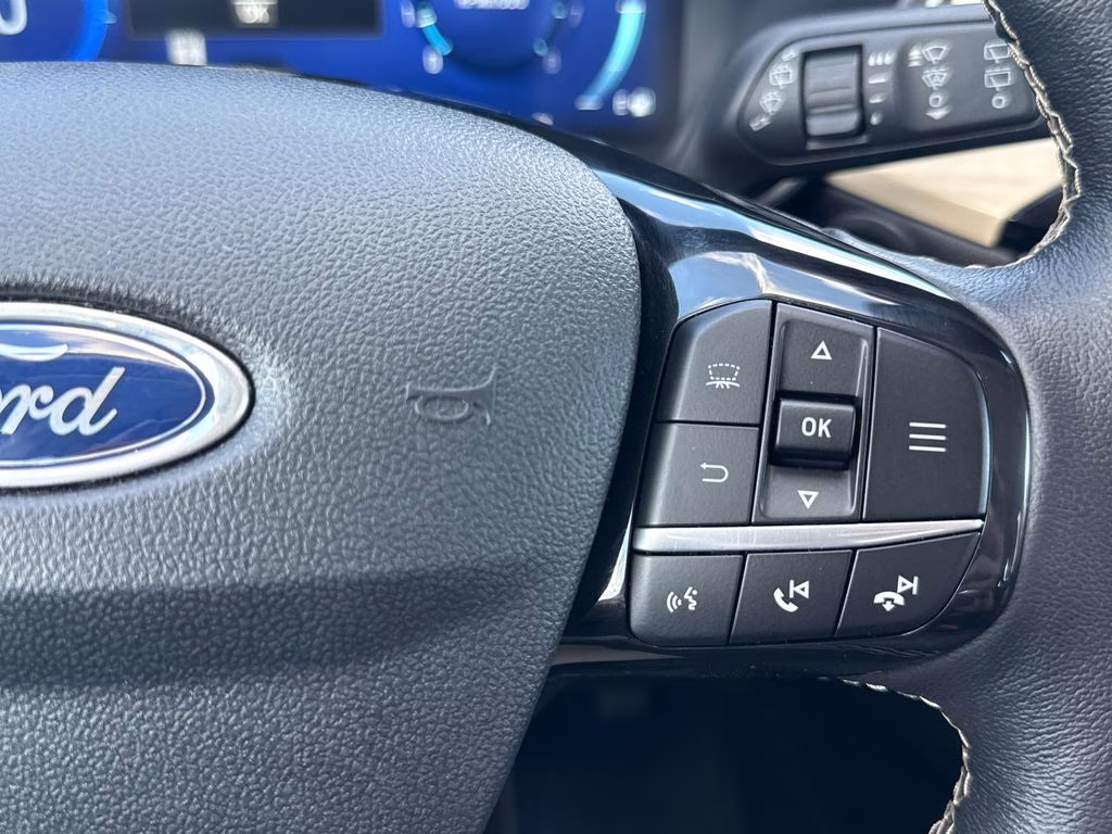 2021 Iconic Silver Metallic Ford Escape Titanium AWD SUV