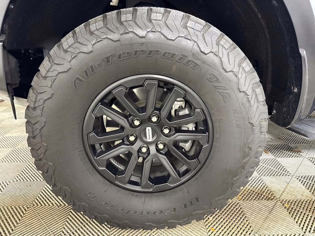 2025 Green Ford F-150 Raptor 4X4 Truck