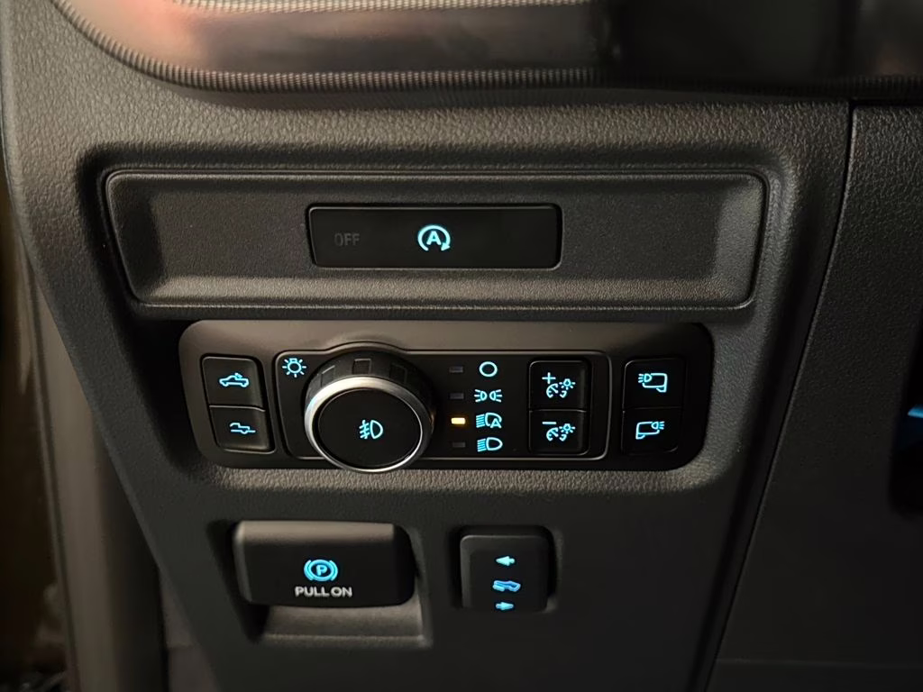 2025 Green Ford F-150 Raptor 4X4 Truck