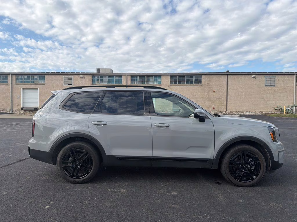 2024 Wolf Gray Kia Telluride EX X-Line AWD SUV