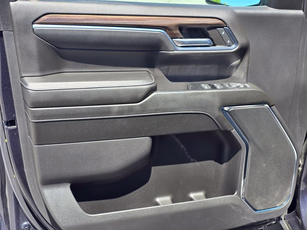 2024 Dark Ash Metallic Chevrolet Silverado 1500 LT 4X4 Truck