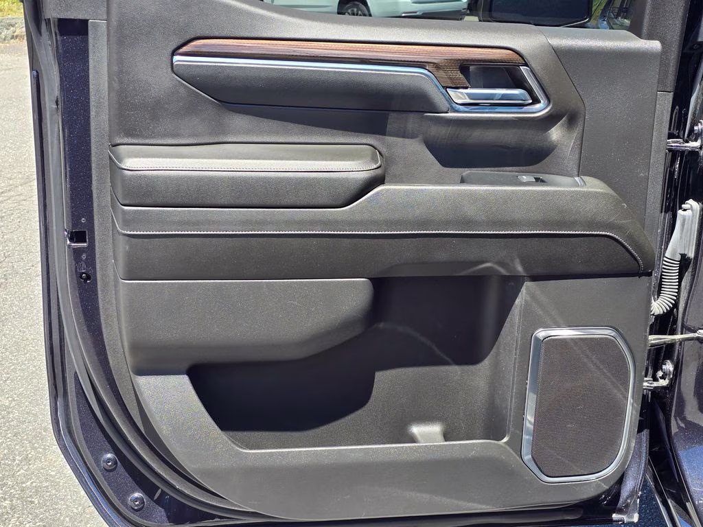 2024 Dark Ash Metallic Chevrolet Silverado 1500 LT 4X4 Truck