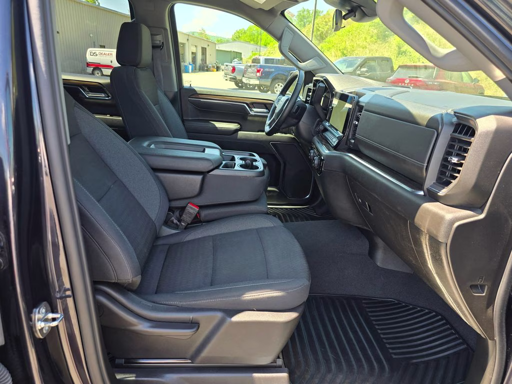 2024 Dark Ash Metallic Chevrolet Silverado 1500 LT 4X4 Truck