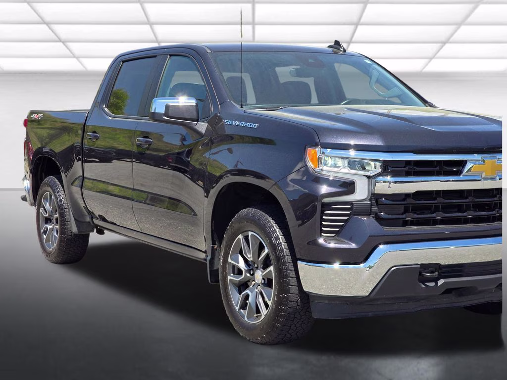 2024 Dark Ash Metallic Chevrolet Silverado 1500 LT 4X4 Truck