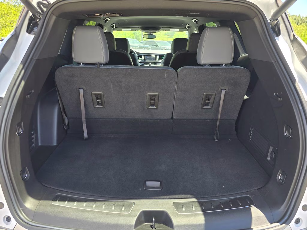 2023 Summit White Buick Enclave Essence FWD SUV