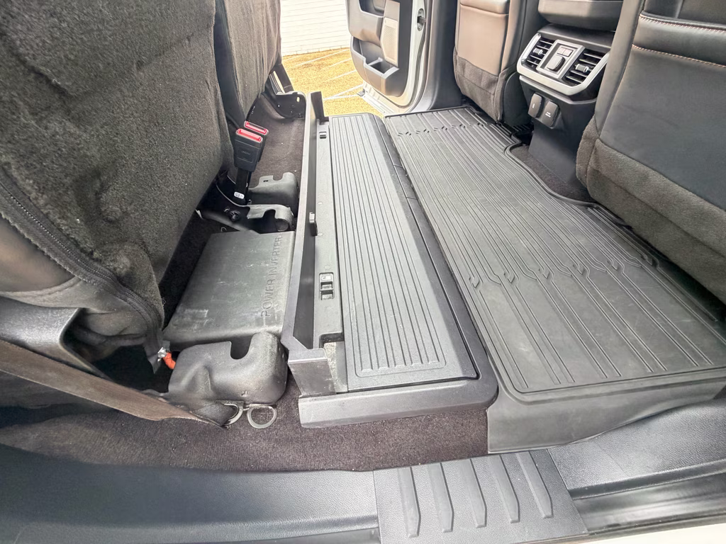 2022 Star White Metallic Tri-Coat Ford F-150 Platinum 4X4 Truck