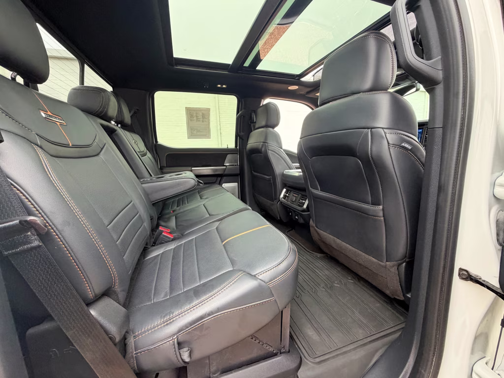 2022 Star White Metallic Tri-Coat Ford F-150 Platinum 4X4 Truck