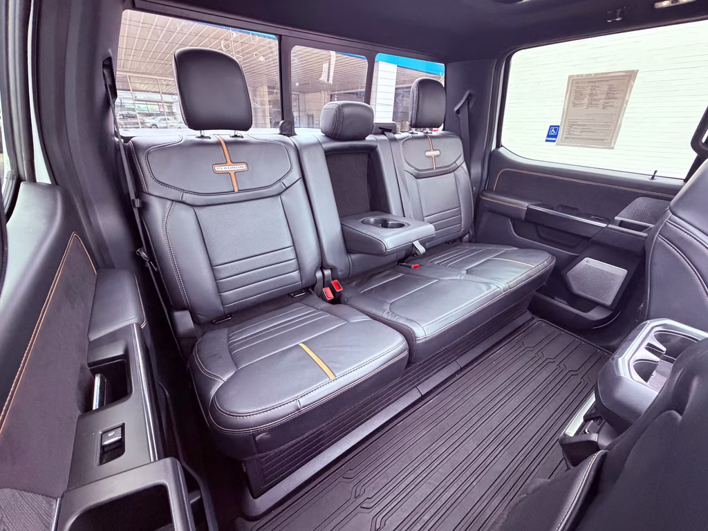 2022 Star White Metallic Tri-Coat Ford F-150 Platinum 4X4 Truck
