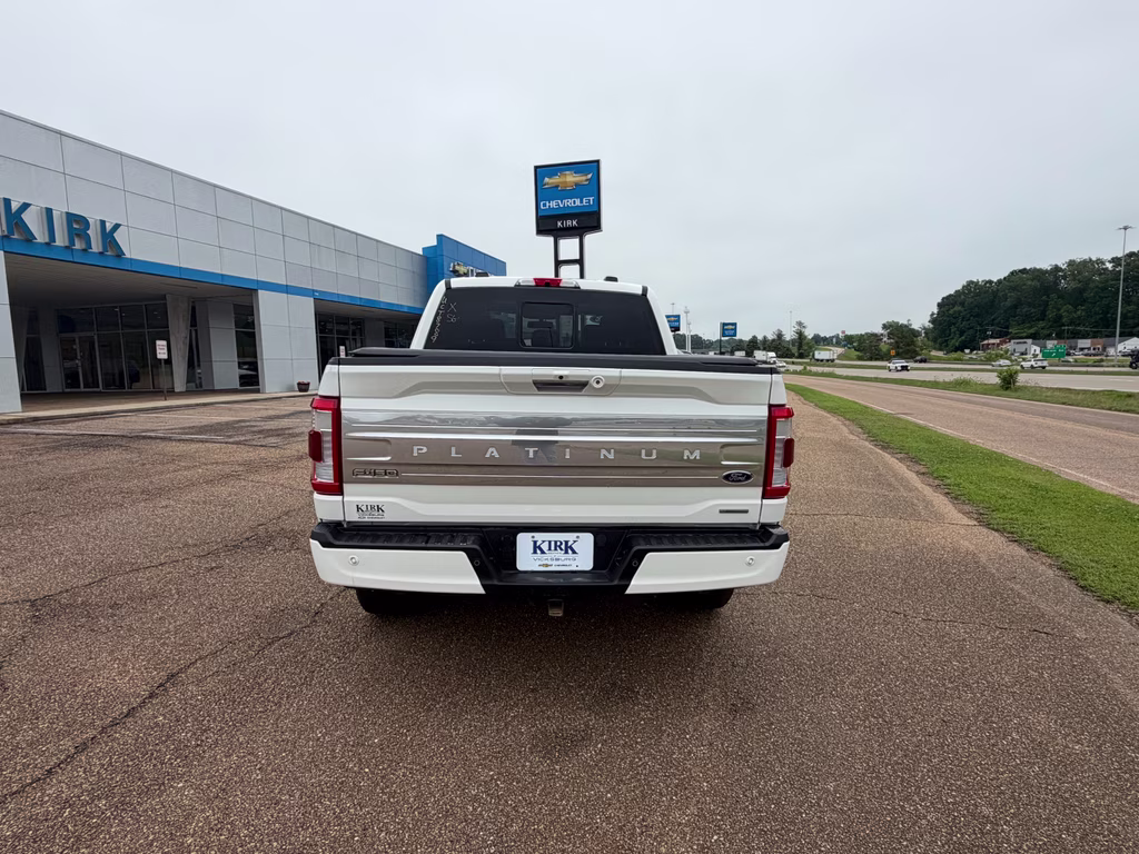 2022 Star White Metallic Tri-Coat Ford F-150 Platinum 4X4 Truck