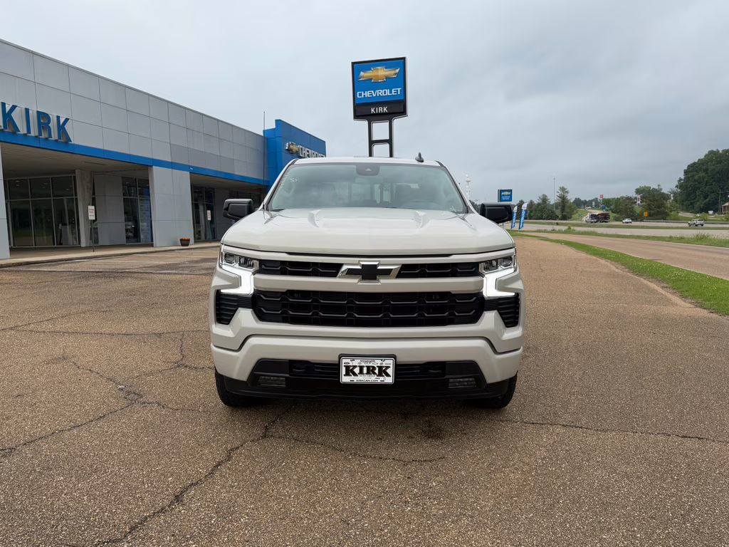 2026 White Sands Chevrolet Silverado RST 4X4 Truck
