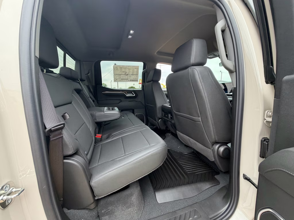 2026 White Sands Chevrolet Silverado RST 4X4 Truck