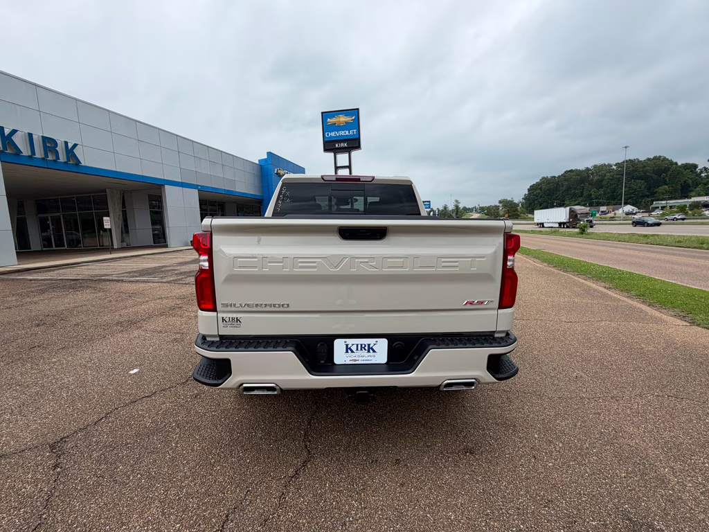 2026 White Sands Chevrolet Silverado RST 4X4 Truck