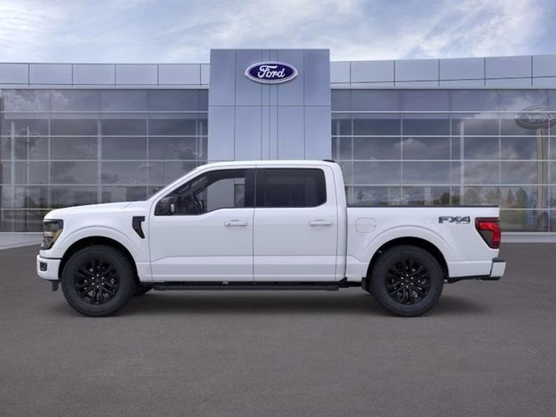 2026 Oxford White Ford F-150 XLT 4X4 Truck