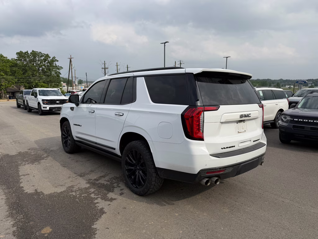 2021 Summit White GMC Yukon Denali RWD SUV