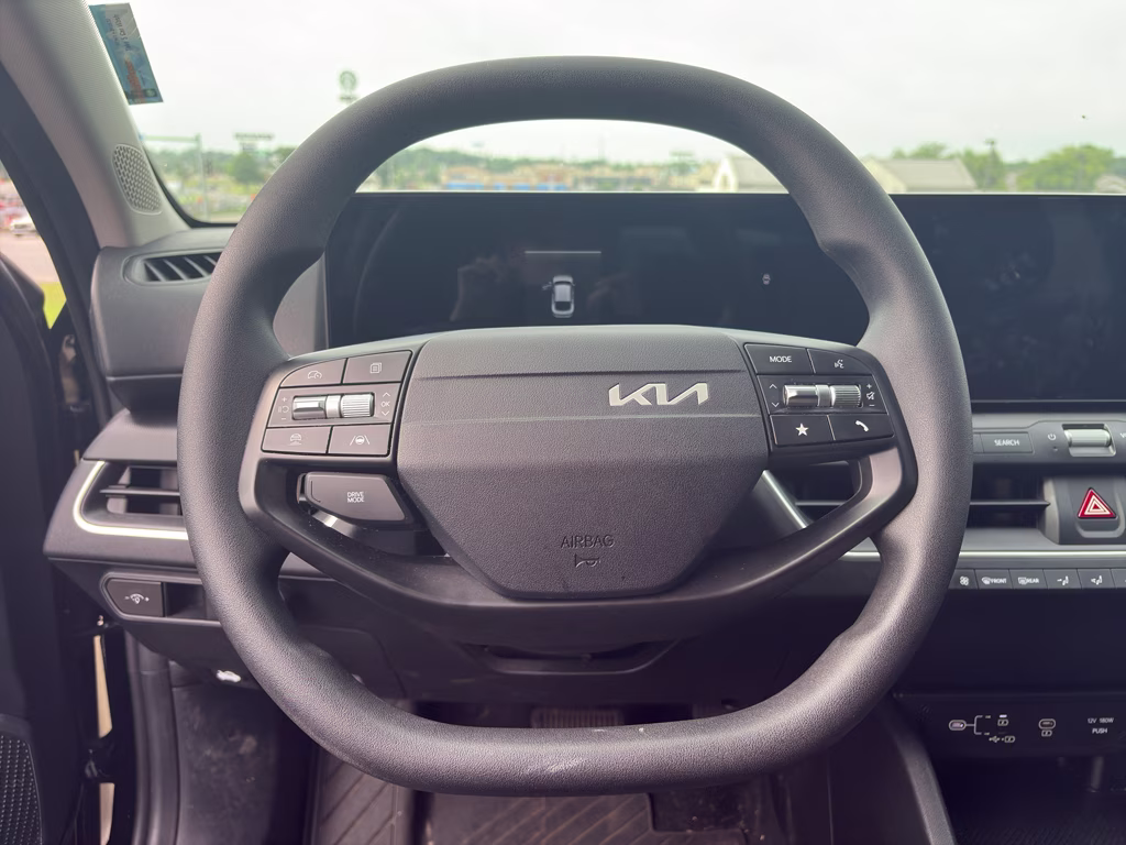 2025 Aurora Black Pearl Kia K4 LXS FWD Sedan