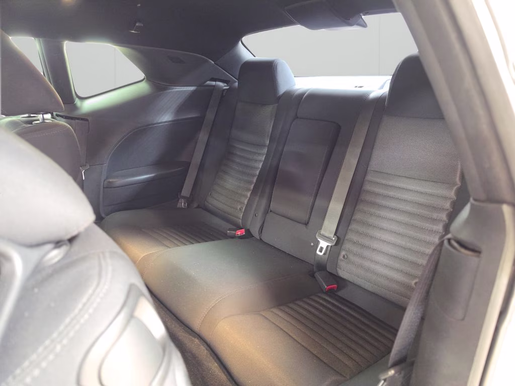 2014 Billet Silver Metallic Clearcoat Dodge Challenger R/T RWD Coupe