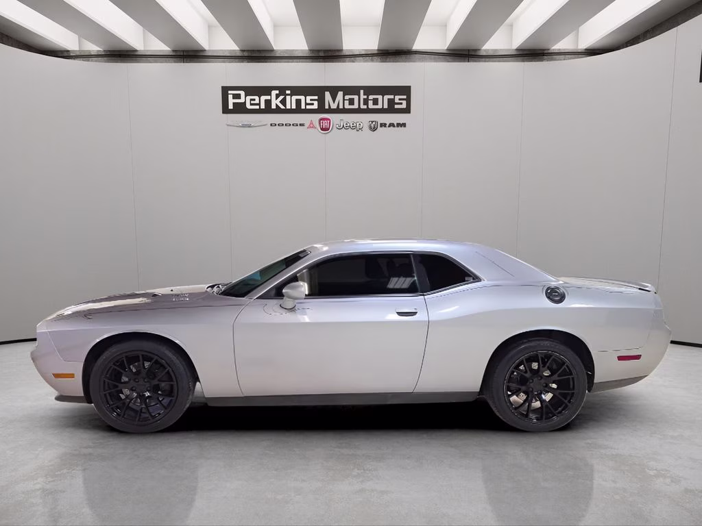 2014 Billet Silver Metallic Clearcoat Dodge Challenger R/T RWD Coupe