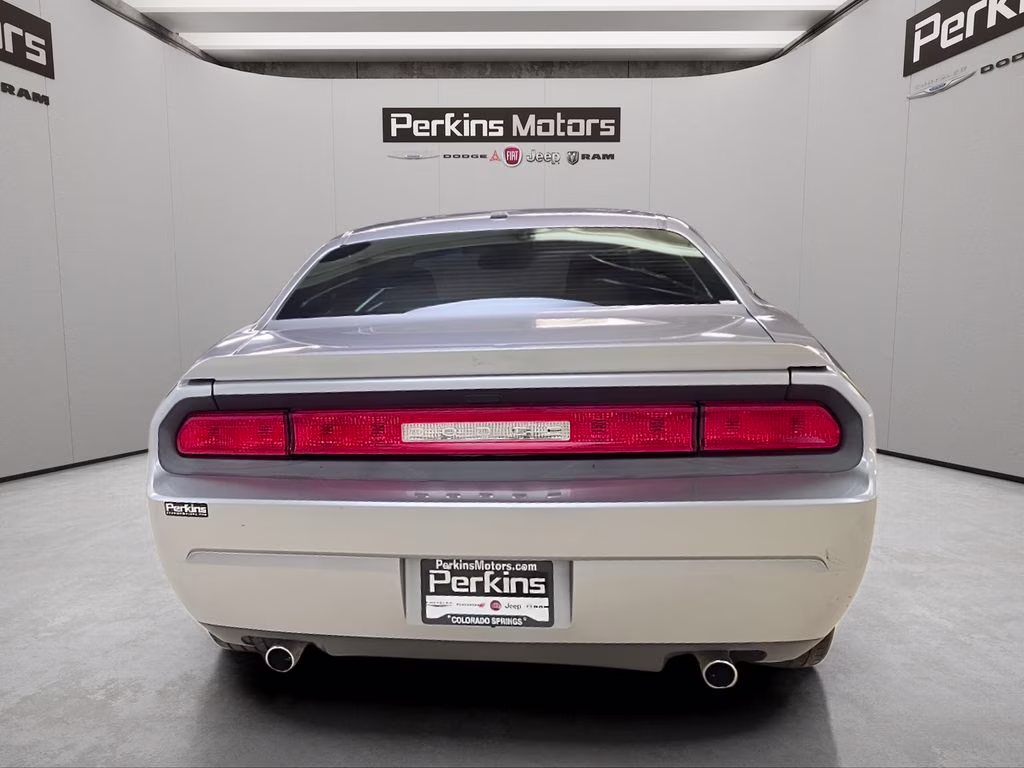 2014 Billet Silver Metallic Clearcoat Dodge Challenger R/T RWD Coupe