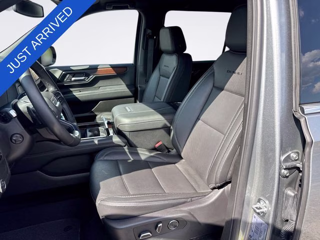 2025 Sterling Metallic GMC Yukon XL Denali 4X4 SUV