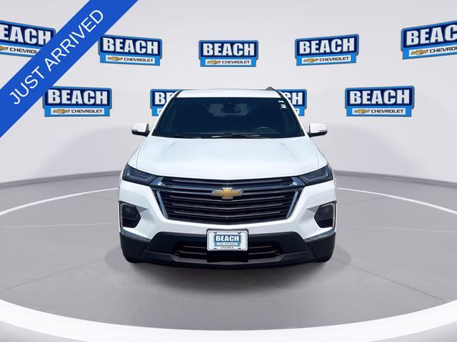 2023 Summit White Chevrolet Traverse LT FWD SUV