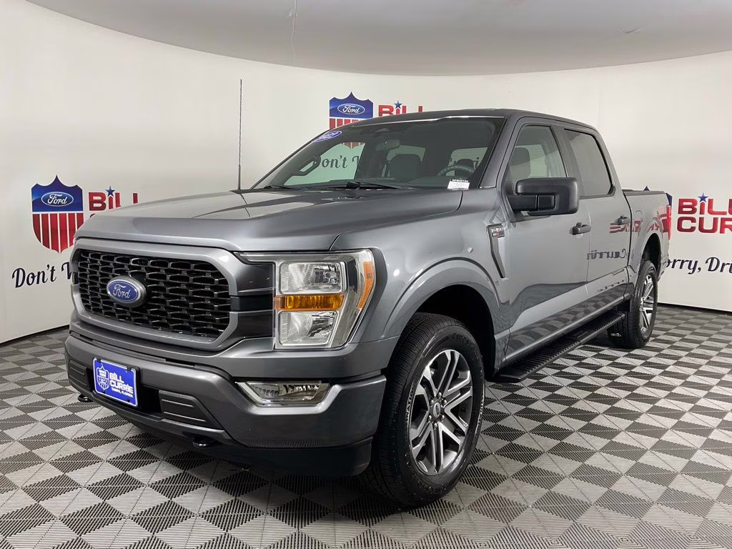 2022 Gray Metallic Ford F-150 XL 4X4 Truck