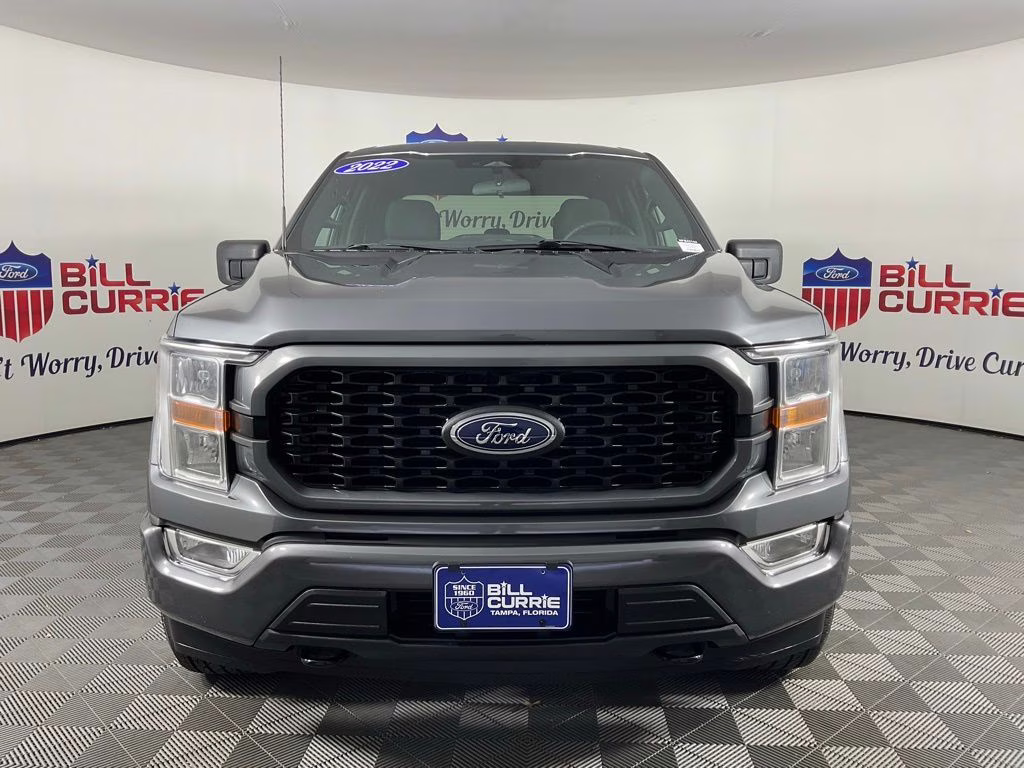 2022 Gray Metallic Ford F-150 XL 4X4 Truck