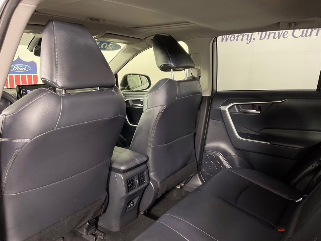 2019 Silver Sky Metallic Toyota RAV4 XLE Premium AWD SUV