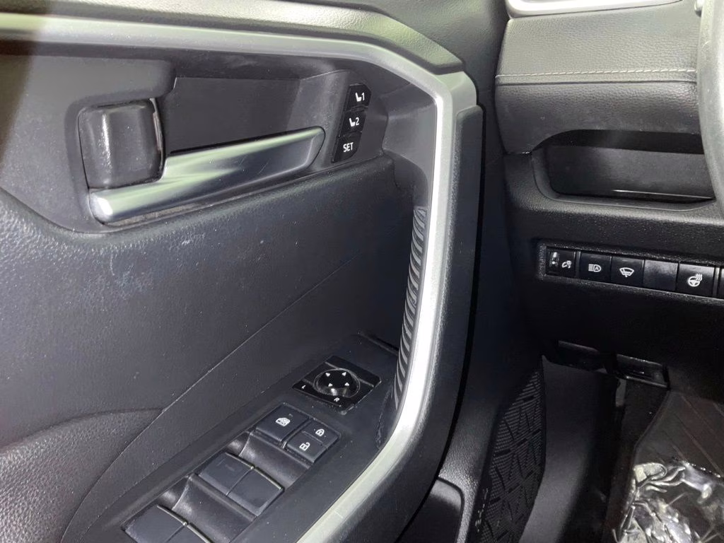 2019 Silver Sky Metallic Toyota RAV4 XLE Premium AWD SUV