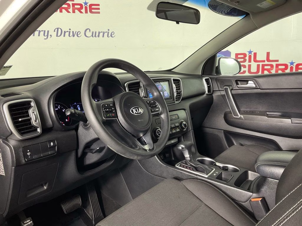 2017 Clear White Kia Sportage LX FWD SUV