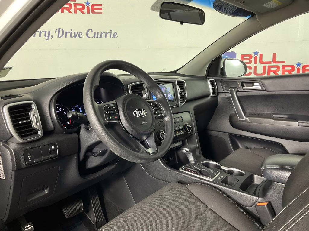 2017 Clear White Kia Sportage LX FWD SUV