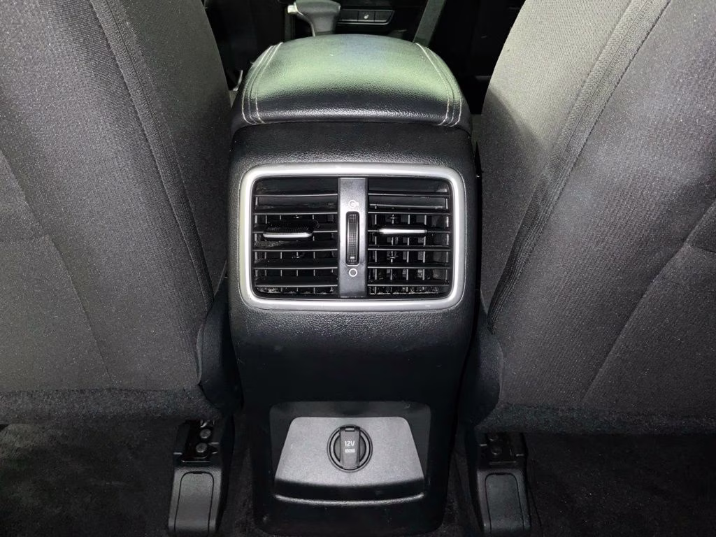2017 Clear White Kia Sportage LX FWD SUV