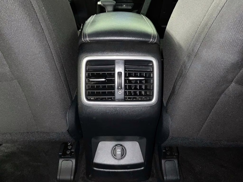 2017 Clear White Kia Sportage LX FWD SUV