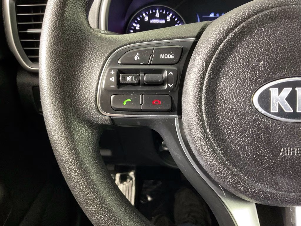 2017 Clear White Kia Sportage LX FWD SUV