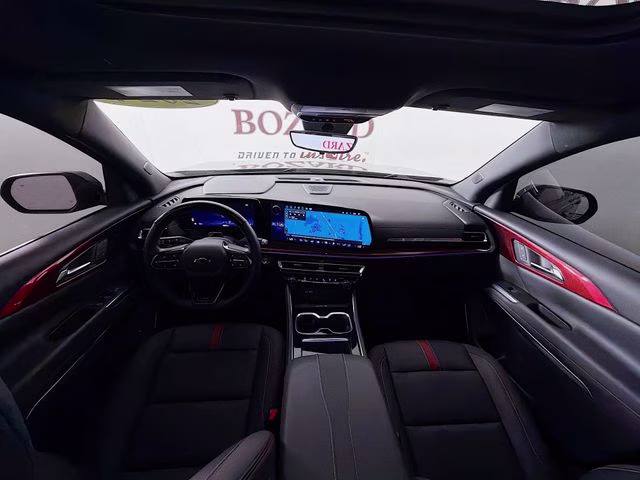 2024 Stardust Silver Chevrolet Traverse RS FWD SUV