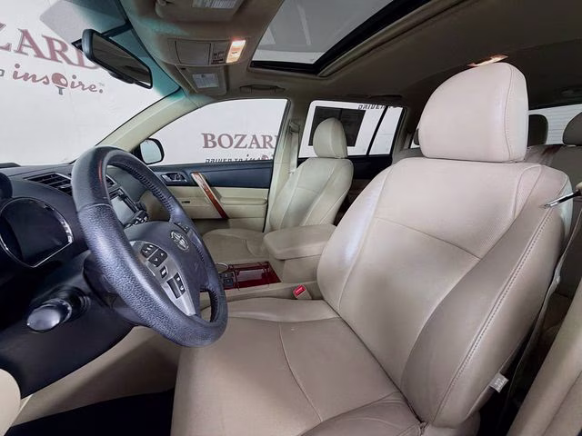 2013 Blizzard Pearl Toyota Highlander Limited FWD SUV