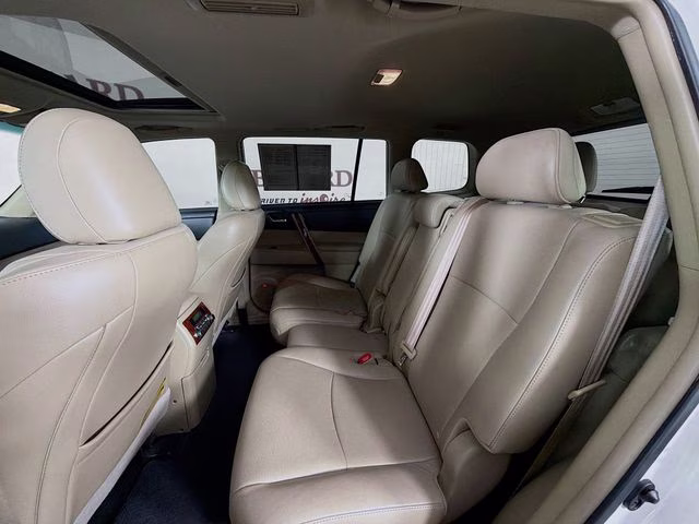 2013 Blizzard Pearl Toyota Highlander Limited FWD SUV