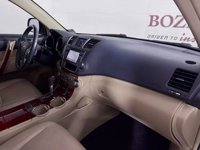 2013 Blizzard Pearl Toyota Highlander Limited FWD SUV