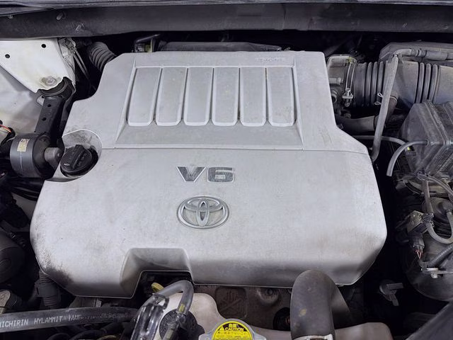 2013 Blizzard Pearl Toyota Highlander Limited FWD SUV