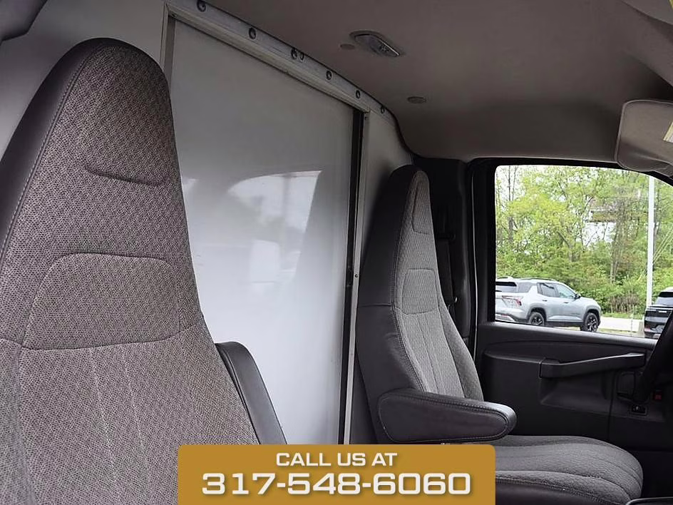 2018 Summit White Chevrolet Express 3500 Work Van RWD Truck